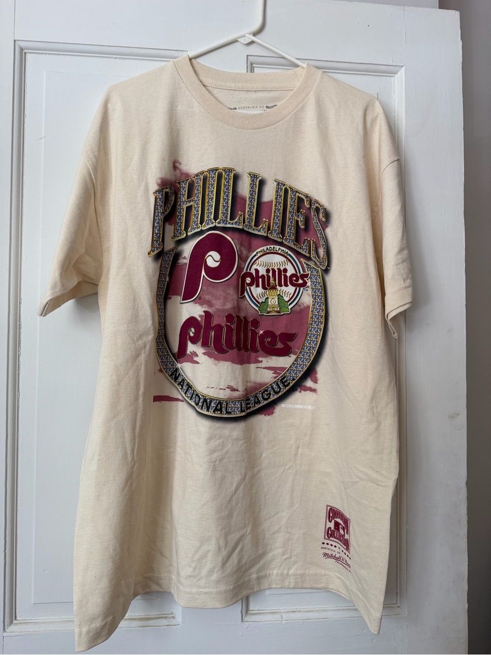NWOT Men’s Mitchell & Ness Phillies Cooperstown Collection Crown Jewels T-shirt